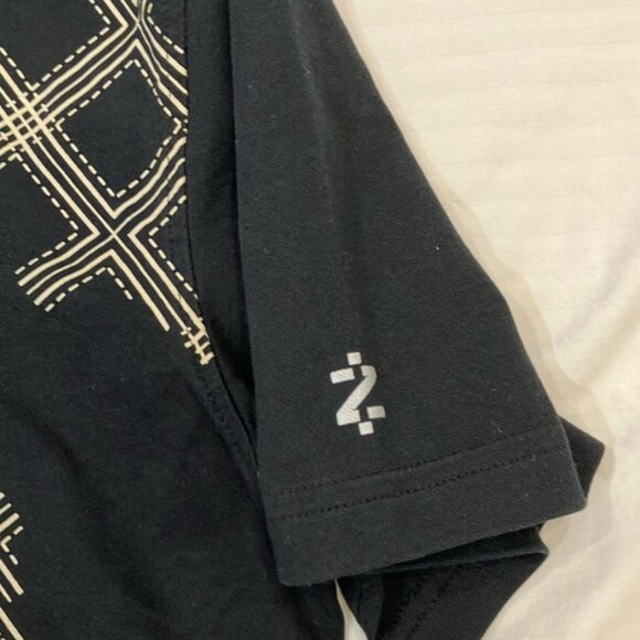 IZOD mens large golf short sleeve  Black Polo Shirt with Geometric Design - Picture 4 of 12